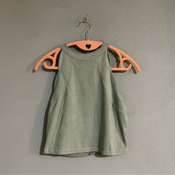 Mint Green Velvet Crop Top - Picture 2 of 6